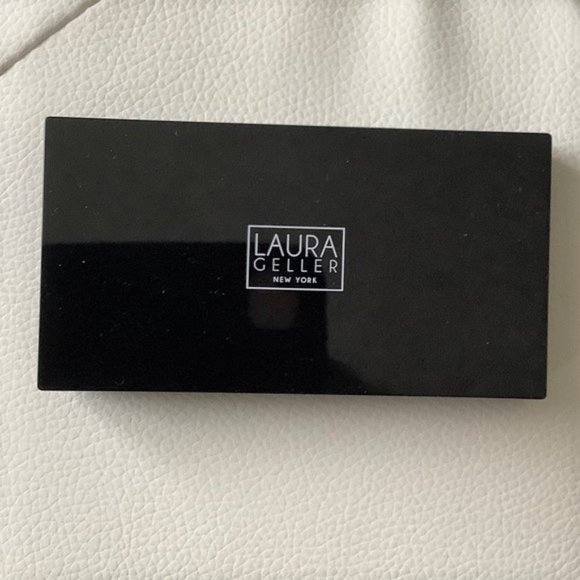 NIB Laura Geller Heart Of Gold Hi-Def Illuminator Highlighter Duo - Picture 5 of 6